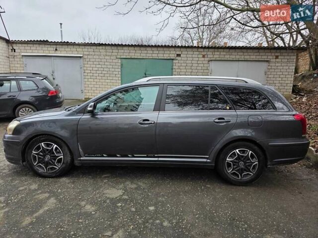 Серый Тойота Авенсис, объемом двигателя 2.2 л и пробегом 340 тыс. км за 3999 $, фото 8 на Automoto.ua