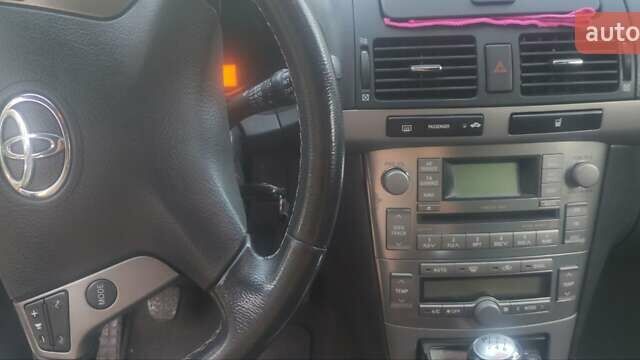 Серый Тойота Авенсис, объемом двигателя 2.23 л и пробегом 270 тыс. км за 5999 $, фото 9 на Automoto.ua