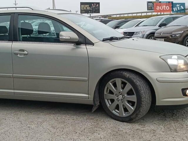 Сірий Тойота Авенсіс, об'ємом двигуна 2 л та пробігом 353 тис. км за 6450 $, фото 13 на Automoto.ua