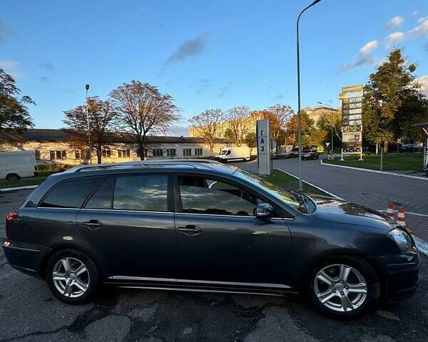 Серый Тойота Авенсис, объемом двигателя 2.23 л и пробегом 245 тыс. км за 5700 $, фото 9 на Automoto.ua