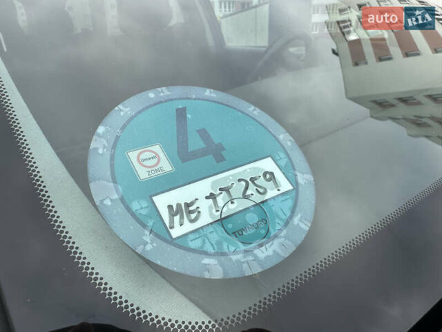 Серый Тойота Авенсис, объемом двигателя 1.8 л и пробегом 203 тыс. км за 7499 $, фото 3 на Automoto.ua