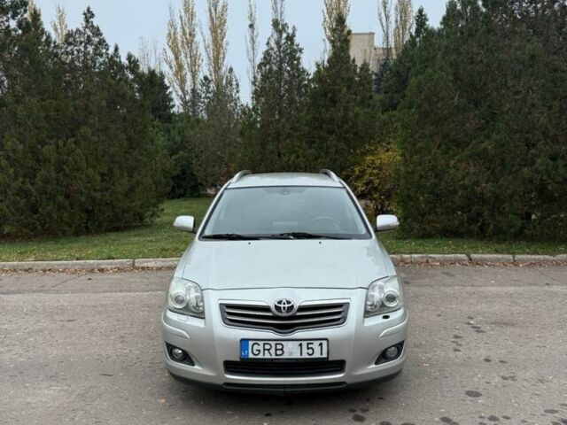 Серый Тойота Авенсис, объемом двигателя 2.2 л и пробегом 300 тыс. км за 3400 $, фото 8 на Automoto.ua