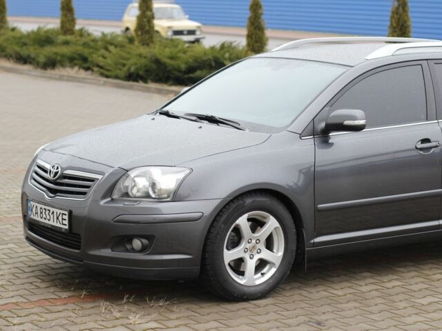 Серый Тойота Авенсис, объемом двигателя 2 л и пробегом 300 тыс. км за 8200 $, фото 15 на Automoto.ua