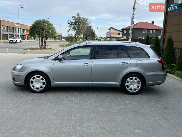 Сірий Тойота Авенсіс, об'ємом двигуна 1.8 л та пробігом 233 тис. км за 7700 $, фото 2 на Automoto.ua