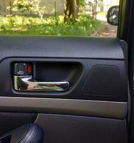 Сірий Тойота Авенсіс, об'ємом двигуна 2 л та пробігом 409 тис. км за 7000 $, фото 69 на Automoto.ua