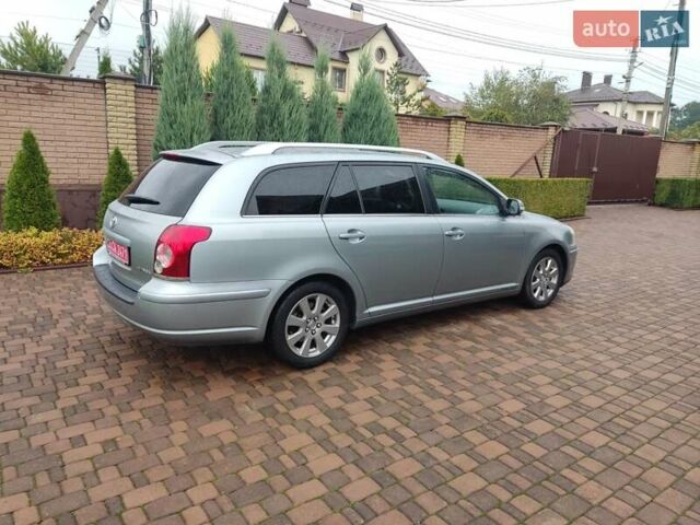 Серый Тойота Авенсис, объемом двигателя 1.8 л и пробегом 205 тыс. км за 7650 $, фото 7 на Automoto.ua