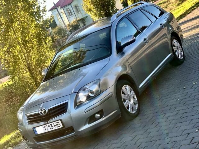 Сірий Тойота Авенсіс, об'ємом двигуна 2 л та пробігом 194 тис. км за 5500 $, фото 4 на Automoto.ua