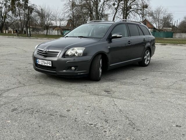 Сірий Тойота Авенсіс, об'ємом двигуна 0.22 л та пробігом 270 тис. км за 5700 $, фото 1 на Automoto.ua