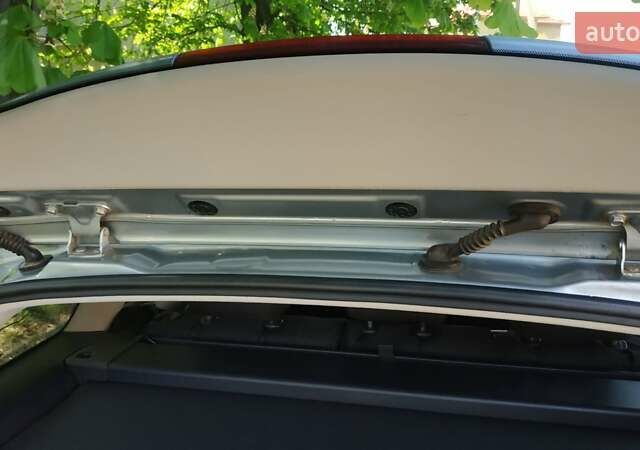 Сірий Тойота Авенсіс, об'ємом двигуна 2 л та пробігом 409 тис. км за 7000 $, фото 82 на Automoto.ua