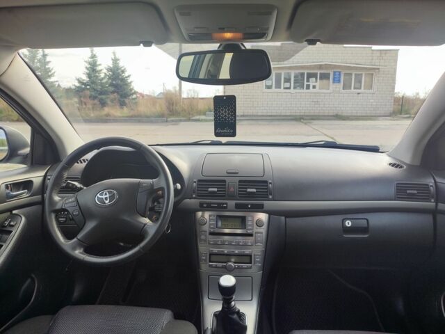 Серый Тойота Авенсис, объемом двигателя 2 л и пробегом 325 тыс. км за 5700 $, фото 16 на Automoto.ua