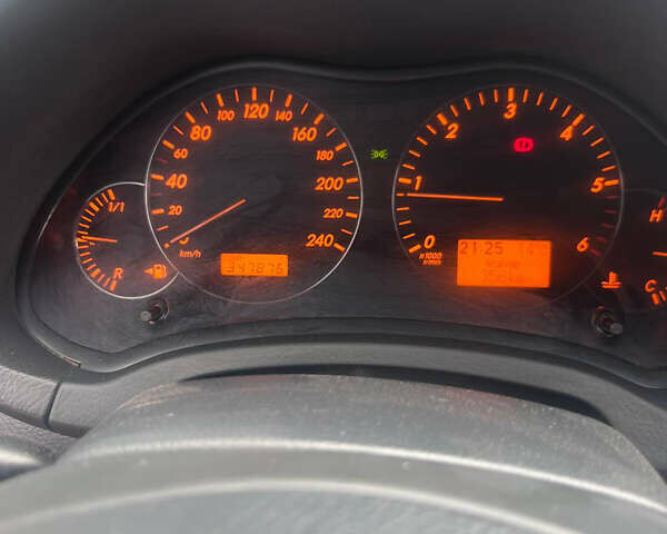 Серый Тойота Авенсис, объемом двигателя 2.2 л и пробегом 347 тыс. км за 5500 $, фото 5 на Automoto.ua