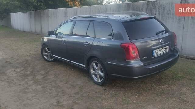 Серый Тойота Авенсис, объемом двигателя 2.23 л и пробегом 270 тыс. км за 5999 $, фото 4 на Automoto.ua