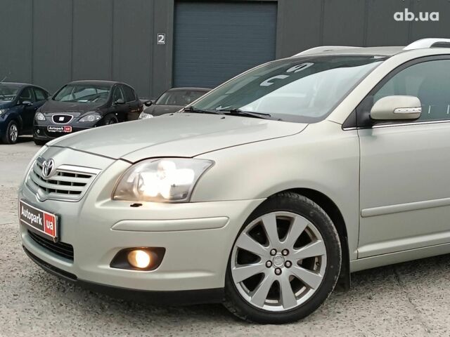 Серый Тойота Авенсис, объемом двигателя 2 л и пробегом 353 тыс. км за 6450 $, фото 1 на Automoto.ua