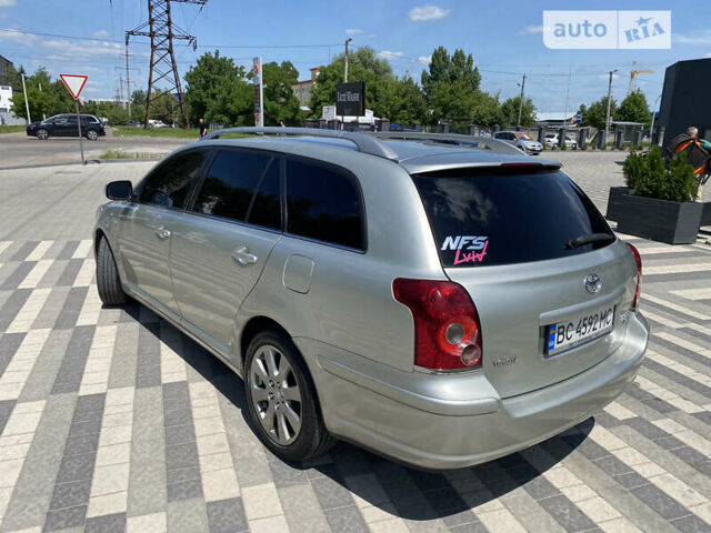 Серый Тойота Авенсис, объемом двигателя 2.2 л и пробегом 220 тыс. км за 6800 $, фото 1 на Automoto.ua