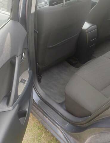 Серый Тойота Авенсис, объемом двигателя 2 л и пробегом 247 тыс. км за 7300 $, фото 13 на Automoto.ua