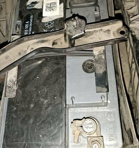 Серый Тойота Авенсис, объемом двигателя 2.2 л и пробегом 285 тыс. км за 5350 $, фото 58 на Automoto.ua