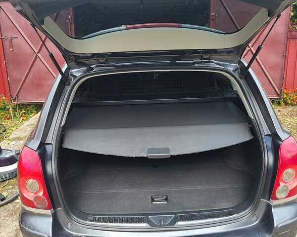 Серый Тойота Авенсис, объемом двигателя 2.23 л и пробегом 242 тыс. км за 7500 $, фото 12 на Automoto.ua