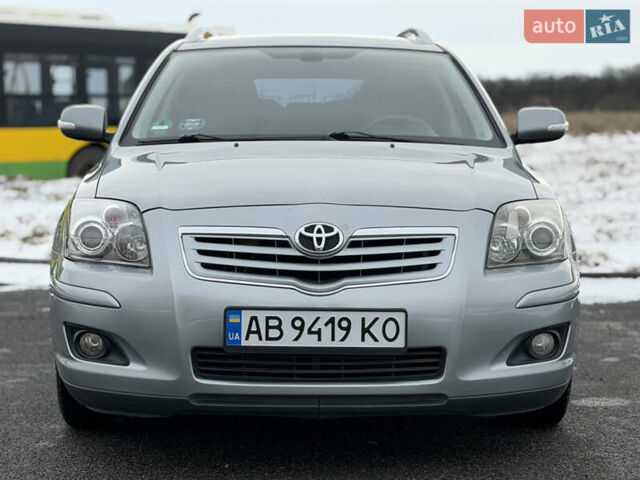 Сірий Тойота Авенсіс, об'ємом двигуна 1.8 л та пробігом 163 тис. км за 8999 $, фото 11 на Automoto.ua