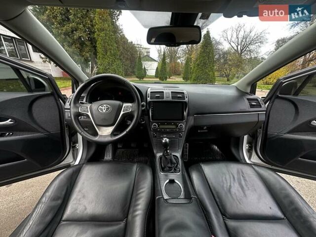 Серый Тойота Авенсис, объемом двигателя 2 л и пробегом 243 тыс. км за 7999 $, фото 25 на Automoto.ua