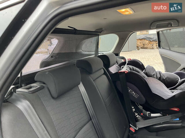 Серый Тойота Авенсис, объемом двигателя 2 л и пробегом 281 тыс. км за 8300 $, фото 29 на Automoto.ua