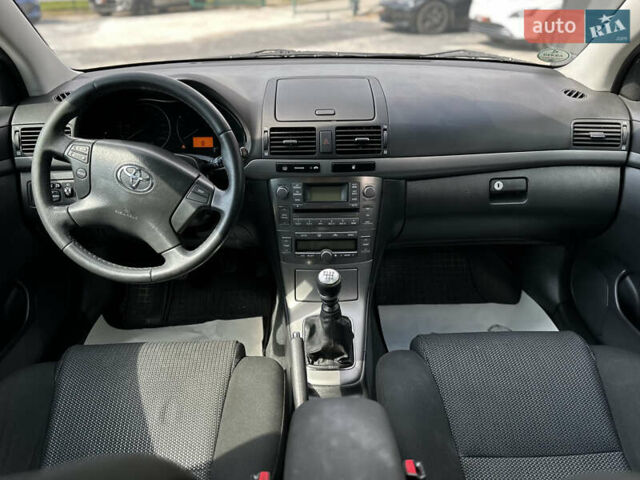 Сірий Тойота Авенсіс, об'ємом двигуна 2.23 л та пробігом 195 тис. км за 7999 $, фото 36 на Automoto.ua