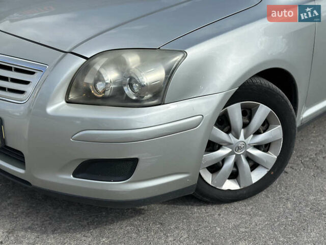 Сірий Тойота Авенсіс, об'ємом двигуна 2 л та пробігом 290 тис. км за 6500 $, фото 4 на Automoto.ua
