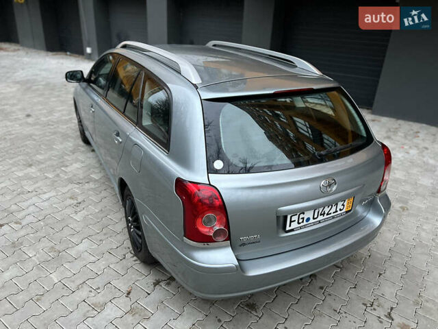 Серый Тойота Авенсис, объемом двигателя 1.8 л и пробегом 203 тыс. км за 7300 $, фото 10 на Automoto.ua