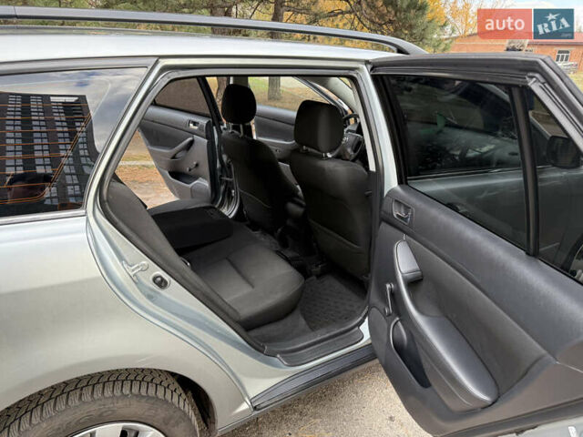 Серый Тойота Авенсис, объемом двигателя 1.8 л и пробегом 232 тыс. км за 6200 $, фото 12 на Automoto.ua