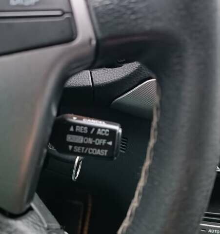 Серый Тойота Авенсис, объемом двигателя 2.2 л и пробегом 285 тыс. км за 5350 $, фото 53 на Automoto.ua