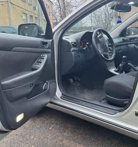 Сірий Тойота Авенсіс, об'ємом двигуна 2.2 л та пробігом 270 тис. км за 6499 $, фото 19 на Automoto.ua
