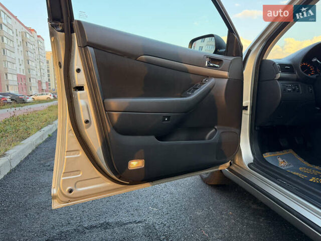 Серый Тойота Авенсис, объемом двигателя 1.79 л и пробегом 224 тыс. км за 8199 $, фото 40 на Automoto.ua