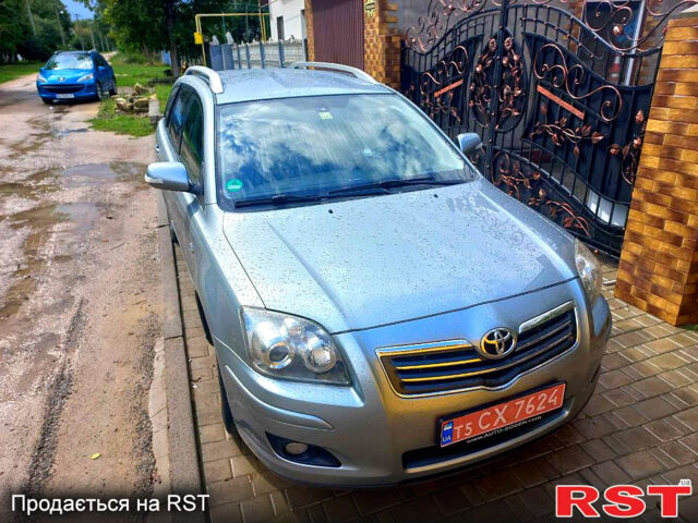 Серый Тойота Авенсис, объемом двигателя 2.2 л и пробегом 273 тыс. км за 7800 $, фото 5 на Automoto.ua