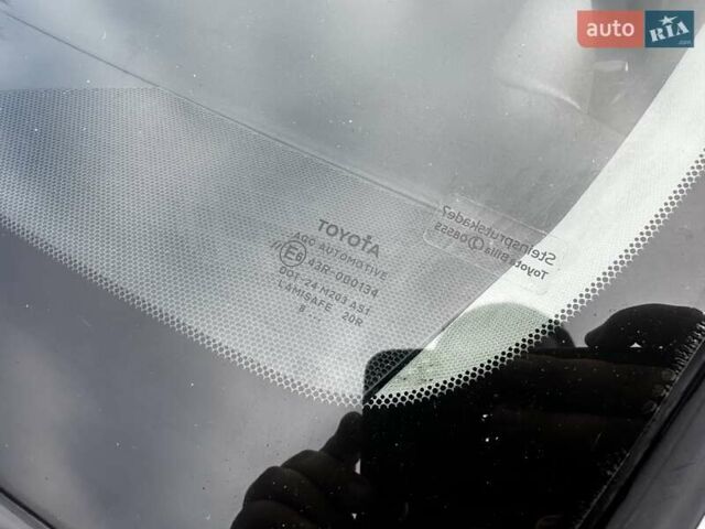 Серый Тойота Авенсис, объемом двигателя 2 л и пробегом 243 тыс. км за 7999 $, фото 35 на Automoto.ua