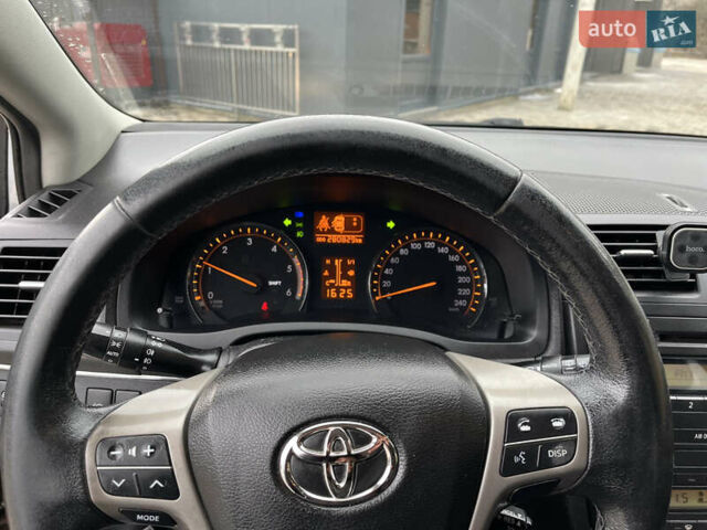 Серый Тойота Авенсис, объемом двигателя 2 л и пробегом 281 тыс. км за 8300 $, фото 34 на Automoto.ua