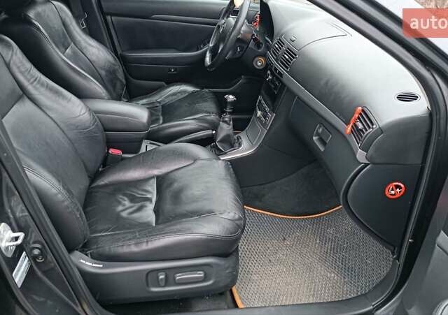Серый Тойота Авенсис, объемом двигателя 2.2 л и пробегом 285 тыс. км за 5350 $, фото 27 на Automoto.ua