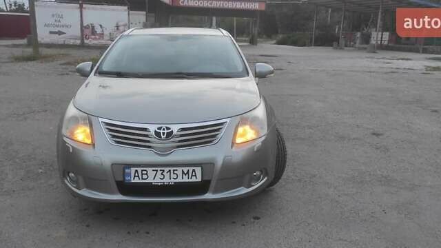 Сірий Тойота Авенсіс, об'ємом двигуна 1.8 л та пробігом 200 тис. км за 9200 $, фото 9 на Automoto.ua