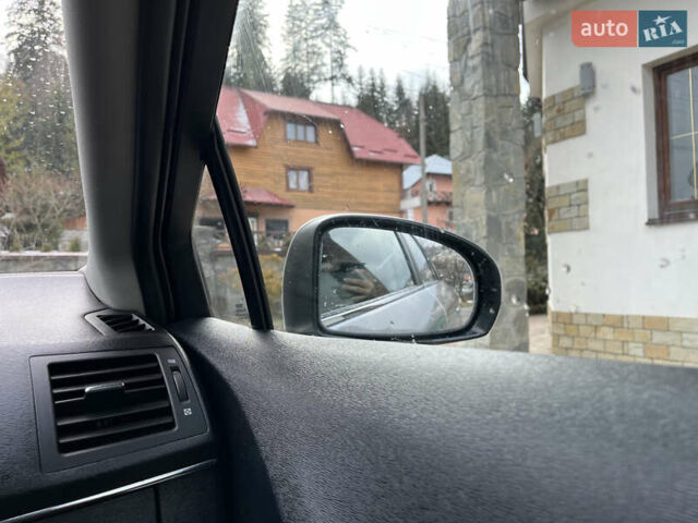 Серый Тойота Авенсис, объемом двигателя 2 л и пробегом 281 тыс. км за 8300 $, фото 25 на Automoto.ua
