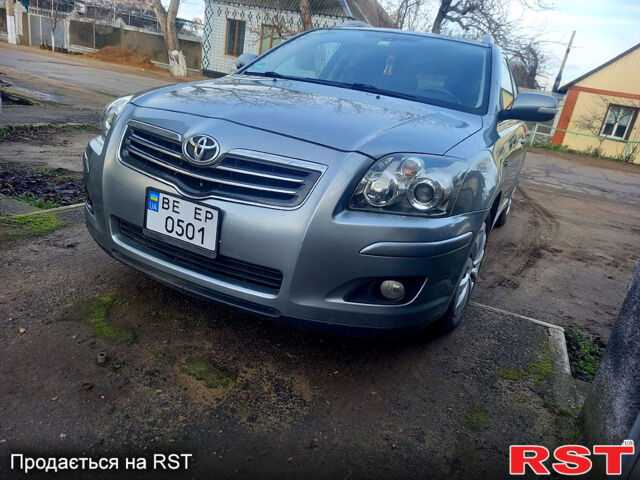 Серый Тойота Авенсис, объемом двигателя 2.2 л и пробегом 273 тыс. км за 7800 $, фото 1 на Automoto.ua