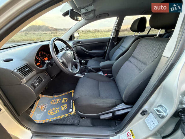 Серый Тойота Авенсис, объемом двигателя 1.79 л и пробегом 224 тыс. км за 8199 $, фото 47 на Automoto.ua