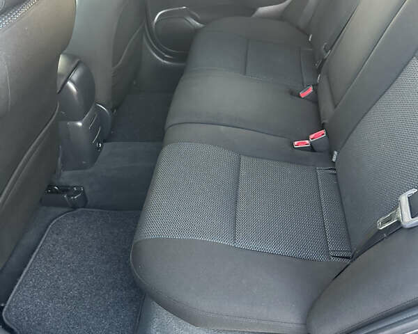 Серый Тойота Авенсис, объемом двигателя 1.8 л и пробегом 232 тыс. км за 7350 $, фото 24 на Automoto.ua