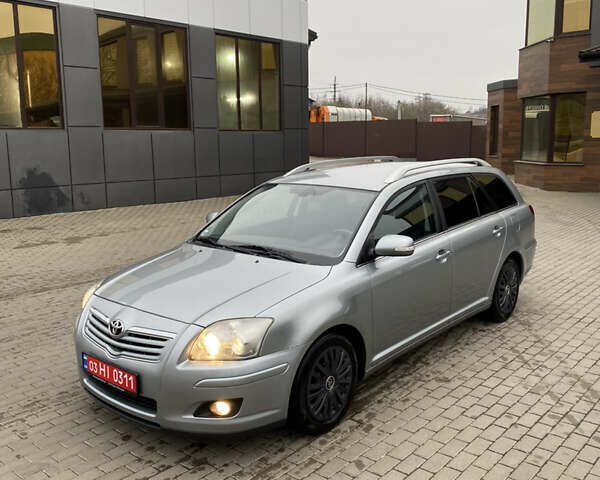 Серый Тойота Авенсис, объемом двигателя 1.8 л и пробегом 222 тыс. км за 6700 $, фото 7 на Automoto.ua