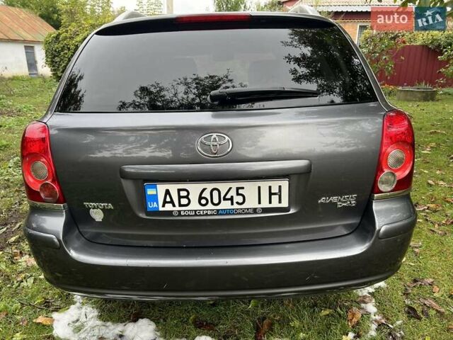 Серый Тойота Авенсис, объемом двигателя 2.23 л и пробегом 242 тыс. км за 7500 $, фото 7 на Automoto.ua
