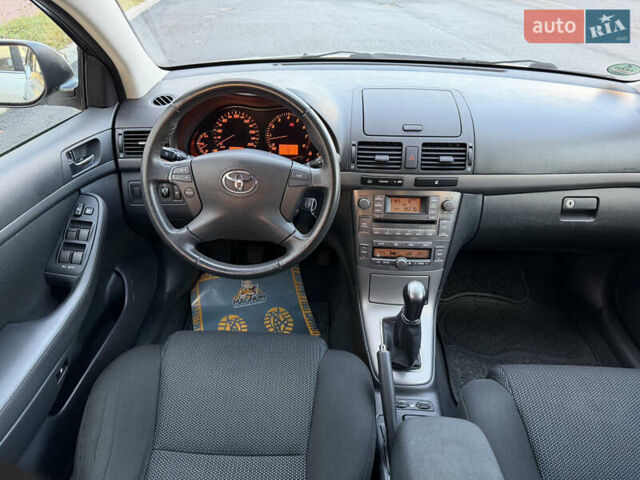 Серый Тойота Авенсис, объемом двигателя 1.79 л и пробегом 224 тыс. км за 8199 $, фото 73 на Automoto.ua