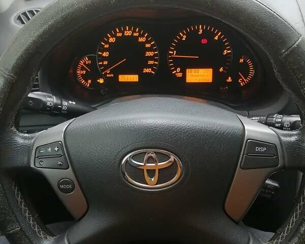 Сірий Тойота Авенсіс, об'ємом двигуна 2.2 л та пробігом 260 тис. км за 8500 $, фото 16 на Automoto.ua