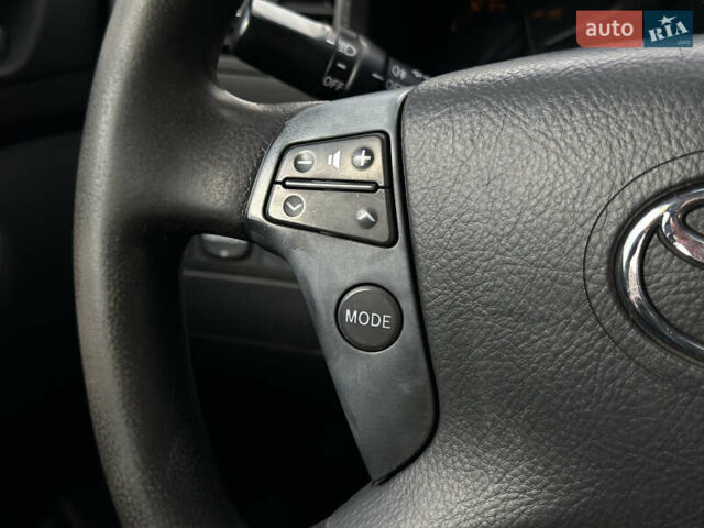 Сірий Тойота Авенсіс, об'ємом двигуна 2 л та пробігом 290 тис. км за 6500 $, фото 33 на Automoto.ua
