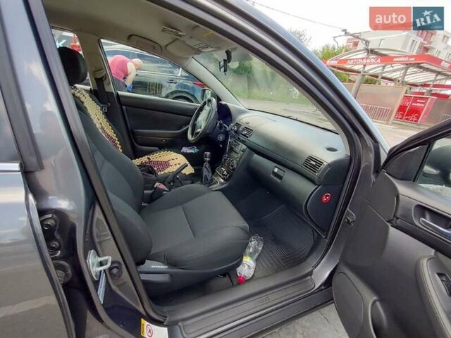 Сірий Тойота Авенсіс, об'ємом двигуна 2 л та пробігом 251 тис. км за 6350 $, фото 19 на Automoto.ua