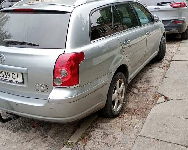 Серый Тойота Авенсис, объемом двигателя 2 л и пробегом 282 тыс. км за 7300 $, фото 8 на Automoto.ua
