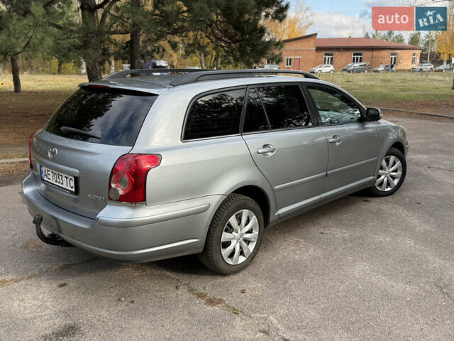 Серый Тойота Авенсис, объемом двигателя 1.8 л и пробегом 232 тыс. км за 6200 $, фото 5 на Automoto.ua