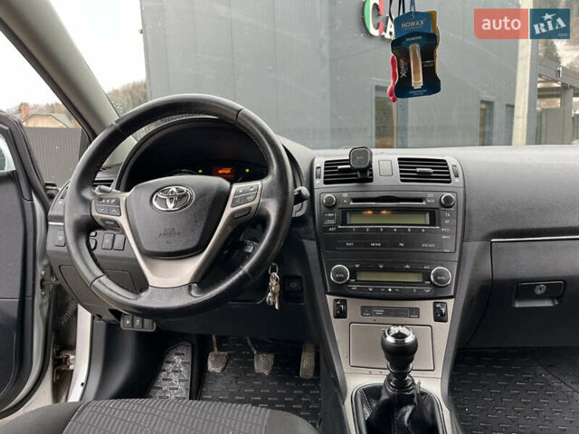 Серый Тойота Авенсис, объемом двигателя 2 л и пробегом 281 тыс. км за 8300 $, фото 20 на Automoto.ua