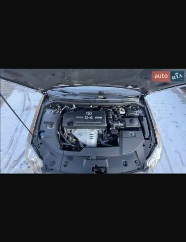 Сірий Тойота Авенсіс, об'ємом двигуна 2 л та пробігом 240 тис. км за 7200 $, фото 6 на Automoto.ua